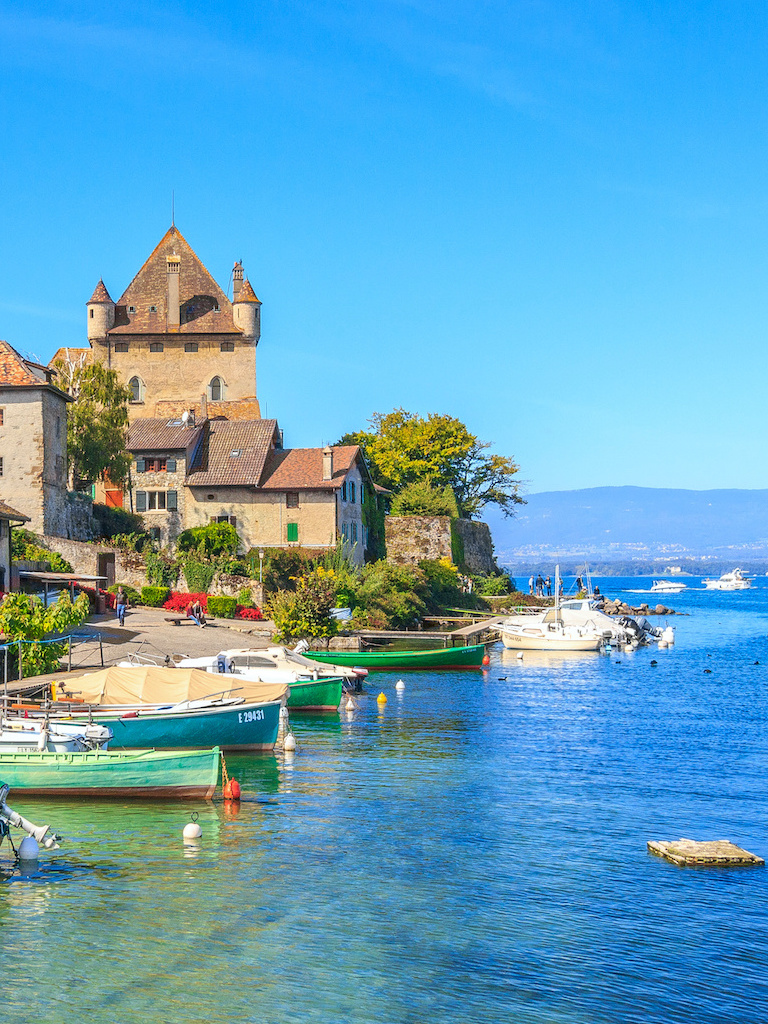 Léman passion, découvrez le site médiéval d'Yvoire - French Riviera